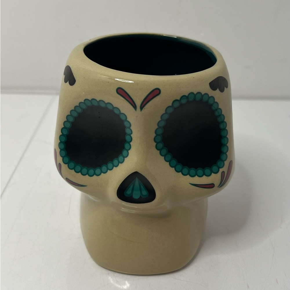 Skull Shaped Mug Ceramic Tequila Cazadores Brand Tan Teal Black 100% Agave